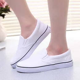 Yeeloca White Couple Canvas Shoes Lazy Shoes Student Cloth Shoes Womens Flats White Sneakers Women Fashion Comfortable Y0907