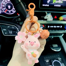 2021 Cartoon Nette Mode Piggy Auto Schlüsselbund Weibliche Kleine Anhänger Kreative Spielzeug Kreative Net Rot Geschenk Schlüssel Kette G1019