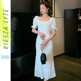 Francuski Styl Biały Sukienka Kwadratowa Neck Lace Up Waist Bubble Rękawy Sukienki Dla Kobiet Letni Vestido de Mujer 210608