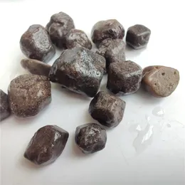 Objetos decorativos Figuras 100g Garnet Natural Gemstone Pedra Rough Stone Não Processada para Decoração Coleção de Amostras Minerais