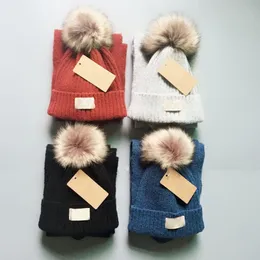 Varumärke Kid Knitted Beanie Mössor Scarves Set Vinter Designer Baby Scarf Cap Solid Färg Kids Hat Scarfs Storlek 130 * 17cm