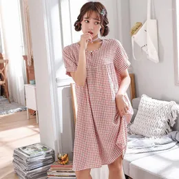 Damska śmiewanie HOMEWEAR Wiosna i letnia Panie Nightdress Round Neck Plaid Z Krótkim Rękawem Sexy Kobiety Night Gown Sleep Tops