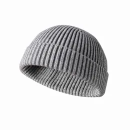 新しい男性女性冬ニット帽子ビーニースカルキャップセーラーキャップカフブリムレトロ暖かい帽子ブラックグレーピンクレッドイエローY21111