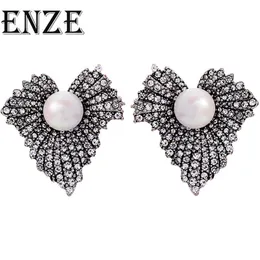 Stud Enze Woman Ear Nails Zink Eloy High-klass Ladies French Retro Pearl Jewelry 2021 Wholesale Temperament Fashion