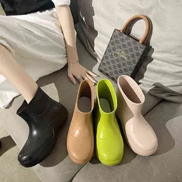 2021 Eva Chunky Heel Platform Vattentät Rain Pudles Stövlar Kvinnor Round Toe Heel Ökning Fashion Märke Design Rain Boot H1112