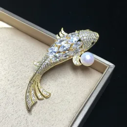 ZHBORUINI 2019 High Quality Natural Freshwater Zircon Lucky Carp Brooch Pearl Jewelry For Women Gift Accessories