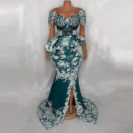 Stora Beading Mermaid Prom Klänningar Sheer Neckline Aso Ebi Evening Gown Peplum Lace Applques Side Split Gowns Robe de Soiree