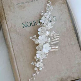 White Porcelain Flower Bridal Comb Hair Piece Pearls Wedding Jewelry Handmade Women Headpiece Ornament 210707