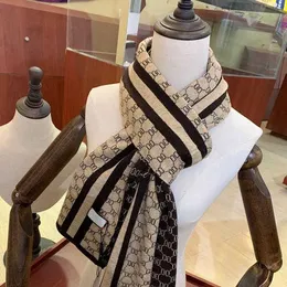 kvinnors halsdukar omslag toppar leverans 3 färger vinter halsduk gratis pashmina för varumärkesdesigners varma mode kvinnor imitera kashmir ull lång sjal wrap 30 cm 180 cm
