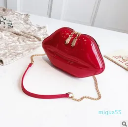 Crossbody الأوروبي والأمريك أكياس عشاء الاكريليك الشفاه رسول لامعة براءات الاختراع حقيبة جلدية سلسلة أنثى حقائب اليد الصغيرة