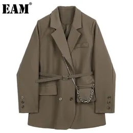 [EAM] Женщины коричневый карманный карман большой размер Blazer отворота с длинным рукавом свободный подходящий пиджак мода весна осенью 1db850 21122