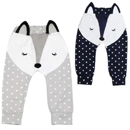 Fox Baby Boys Byxor Polka Dot Nyfödda PP Panties Grå Navy Bebe Kläder Byxor Bomull Ben Warmer Girl Tights UnderPant 210413