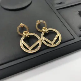 Designer smycken hoops örhängen mode lyxbrev f klassiker för kvinnor mode örhänge diamant clip-on skruv tillbaka studs d218263hl