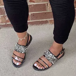 Sandaler Kvinnor Flats Skor Sommar Casual Glitter Buckle Rem Transparent PU Rom Ladies Crystal Woman Beach Femlae Bling 2020 Y0721