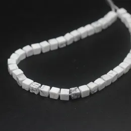 15.5 "/filo Perline Ciondolo Pepita Quadrata Turchesi Bianchi Naturali, Gemme Howlite Pietra Branelli Allentati Solidi Bracelat Creazione di Gioielli