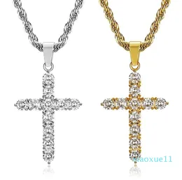 Märke Designer Cross Big Necklace Fashion Pendants med Shining Crystal Stone Hip Hop Rock Presenter för Friends Eppacket