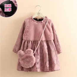 Winter 2-10 11 12 Years Teenage Crew-Neck Embroidery Long Sleeve Thickening Plus Velet Kids Baby Girls Lace Dress With Bag 210529