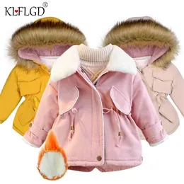 Детская девушка куртка большой мех теплый малыш детский зимний хлопок мягкая одежда девушки утолщенные пальто с капюшоном 211027