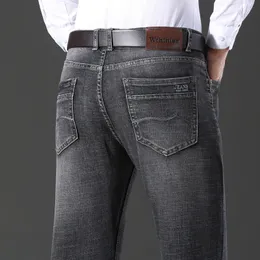 Wthinleeメンズクラシックブルーブラックスリムフィットジーンズビジネスコットン弾性レギュラーフィットデニムパンツ男性ブランドのズボン