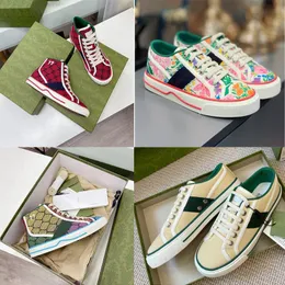 Projektanci Tennis 1 Sneaker Canvas Luxury Shoe Beige Blue Planowane Jacquard Jacquard Denim Buty Ace Gumowa Sole Haftowa Vintage Casual Sn B30