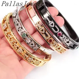 Bileklik 4pcs 2021 DIY Kristal CZ Slayt Mama Mektupları Kadınlar Charm Bilezik Bangles Anneler Günü Hediyeleri