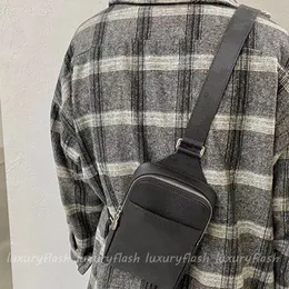 Bolsas crossbody masculinas de luxo, novas bolsas de peito, moda ao ar livre, seriais, taigarama, multifuncionais, com zíper, pequenas, bolsas de ombro