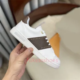 Front Sneaker Row Brown Women Shoe Sleek Lines White Calf Leather Rubber Outsole Luxurys Designer Casual Sneakers