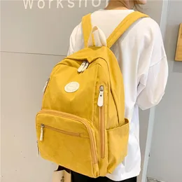 Utomhuspåsar högkvalitativ nylonkvinnor ryggsäck kvinnlig fast färgskolväska för tonårsflickor fashiontravel ryggsäckar preppy bok mochila