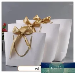 Gold Present Box For Pajamas Clothes Books Packaging Gold Handle Paper Box Bags Kraft Paper Large Size Gift Bag With Handles Decor1 Factory price expert design