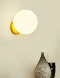 Moderne minimalistische Innenwandleuchte Nordic Schlafzimmer Nachttisch Wandlampe Luxus Gang kreative Glaskugel Wandleuchten Schwarz Kupfer 210724