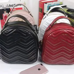 2021 NEW high-quality Women men Backpacks luxurys designers bags 2021 High Quality School Shoulder Bag Fashion handbags Travel Packs 7773