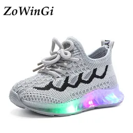 Rozmiar 21-30 Moda Maluch Dziewczyna Buty LED świecące Dzieci Sneakers Zapalamy Buty Luminous Sneakers Chłopcy Dziewczyny Dorywczo Oddychające G1025