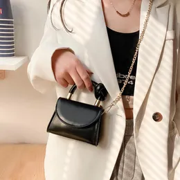 Axel Crossbody Messenger Bag 2021 Fashion Sac A Main Female Handbags Kvinnors Väskor Resor Väskor Hög kvalitet