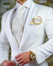 High Quality One Button White Paisley Groom Tuxedos Shawl Lapel Groomsmen Mens Suits Blazers (Jacket+Pants+Tie) 006 X0909