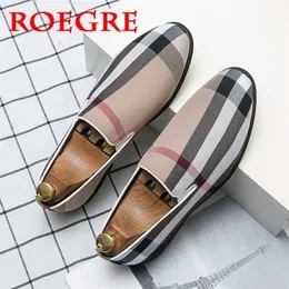 New Mens Dress Shoes Stripe Patchwork Leather Shoe Fashion Handmade Wedding Party Shoes Men Loafers Oxford Shoes Men Big Size 220315