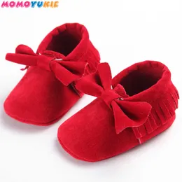 Borlas 13-Color PU Couro Sapatos Bebê Bebê Moccasins Born Sapatos Soft Infants CRIB Sapatos Sneakers First Walker Calçados 210713