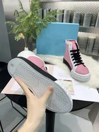 New top Men's and Women's Fashion Flat Shoes Women's Travel White Shoes Men's Training Shoes Couple's Same Shoe 444