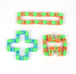 The latest party Supplies decompression toy 30CM 24 sections Variety folding decompressions chain track