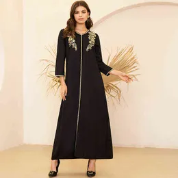 Nowa Summer Sukienka Damska Moda Arabski Styl V-Neck Złoty Haft Para Kwiaty Luźne Czarne Długie Rękaw Party Maxi Dresses G1214