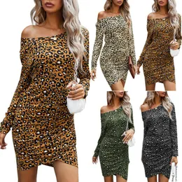 Casual klänningar vicabo leopard tryck långärmad av axel oregelbunden mager klänning damer kväll party smal fit sexig bodycon mini