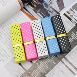 Lighter Lipstick Shaped Butane Cigarette Inflatable No Gas Flame Lady Lighters 5 colors For Smoking Pipes Kitchen Tools