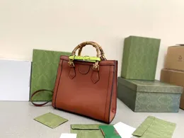 Braune Einkaufstasche, modische Bambusgriff-Damenhandtasche, einzelne Schulter, Messenger-Lederrucksack, Geldbörsen, Taschen, Designer-Damenhandtaschen für Damen
