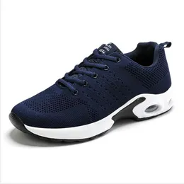 2021 Mężczyźni Kobiety Running Walking Buty Czarny Biały Czerwony Niebieski Szary Platforma Buty Runner Męskie Jogging Outdoor Sports Buty Trenerzy Senakers