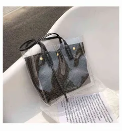 Nxy shopping väskor påse design lyx handväska kvinnor transparent hink klar pvc väv kvinnlig crossbody messenger axel 220128