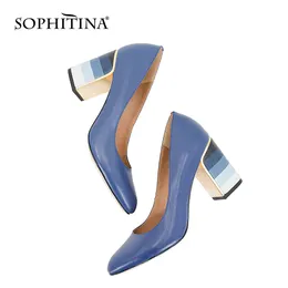 SOPHITINA Pumps Mode Bunte Quadratische Absätze Hochwertige Schaffell Runde Zehen Pumps Reife Elegante Damenschuhe W10 210513