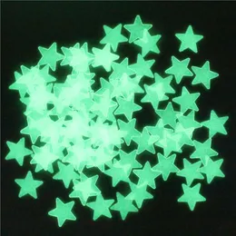 Wall Stickers 50pcs Kids Bedroom Fluorescent Glow In The Dark Snowflake Home Decoration Pegatinas De Pared