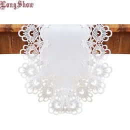 Lyx Broderad Lace Trim Vit Färg Polyester Slubbad Tyg Blomstil Bord Runner Skåp Kabinett TV Stativ Cover Bed Flag 210708