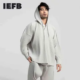 IEFB日本のストリートウェアファッションメンズプリーツパーカーライト通気性の日焼け止め服プロフィール長袖因果模様スウェットシャツ211106