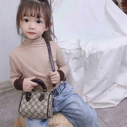 Retro Classic Designers Handbag Kids Girls Hand Bag tryckt Mini Pillow Crossbody Fanny Packs One Shoulder Messenger Påsar Pu Leather Tiktok Kids Purse