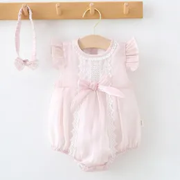 女の赤ちゃんのノースリーブのロンパース夏の子供たちが飛ぶ袖生まれた服210429
